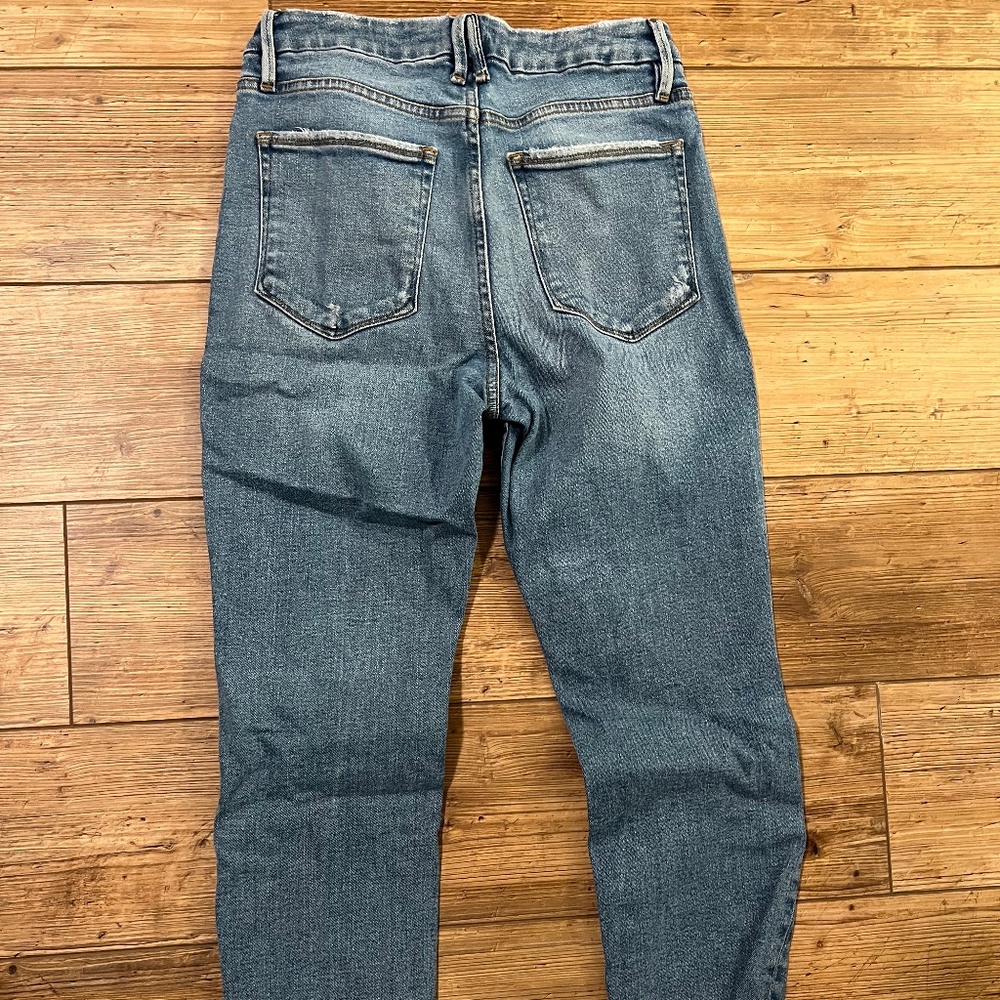 Good American Good Classic Low Waist Fray